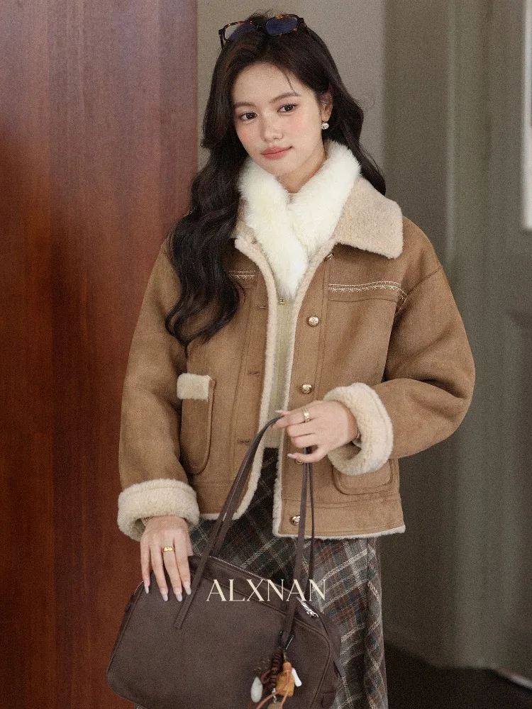 ALXNAN Women's Winter Jacket 2025 Fashion Short Thick Warm Coat Female Vintage Casual Light Brown Shearling Outerwear L58865
ALXNAN Women's Winter Jacket 2025 Fashion Short Thick Warm Coat Female Vintage Casual Light Brown Shearling Outerwear L58865