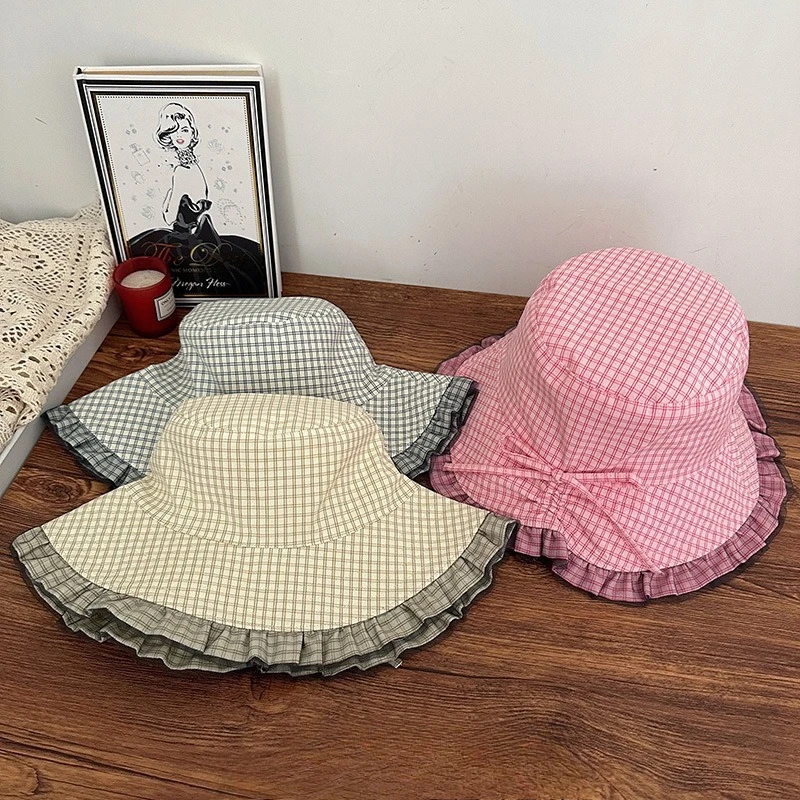 Новые клетчатые кружевные панамы для женщин: весенне-летние, для улицы, с бантом, милые и универсальные.
Новые клетчатые кружевные панамы для женщин: весенне-летние, для улицы, с бантом, милые и универсальные.