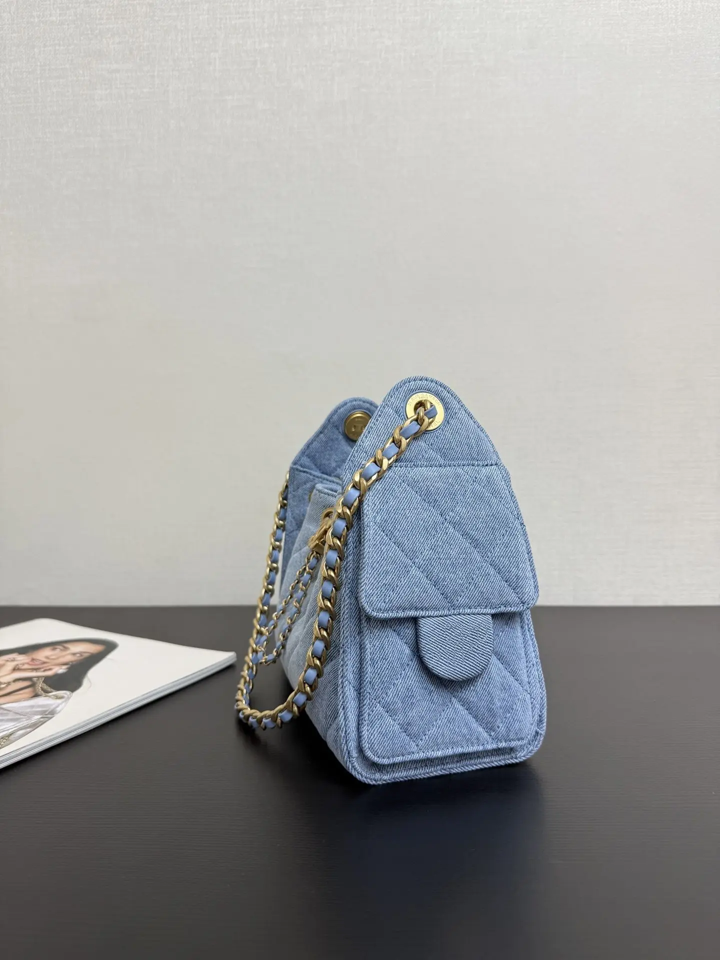 Designer Luxury Wanderer Bag Women's Genuine Leather Shoulder Crossbody Handbag Fashion Shopping Bag
Designer Luxury Wanderer Bag Women's Genuine Leather Shoulder Crossbody Handbag Fashion Shopping Bag