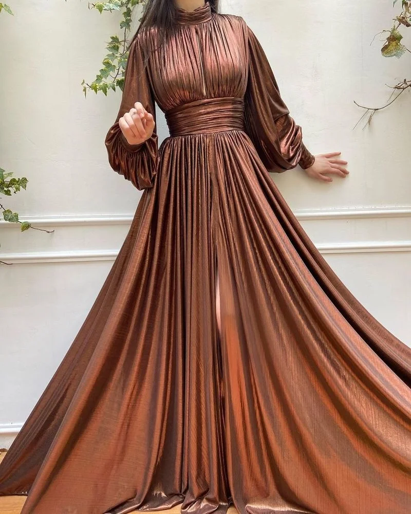 2024 Ladies Long-sleeved Low-neck Elegant Long Dress New Shiny Peridot Waist Halter Neck Big Swing Sexy Avocado Green Dress
2024 Ladies Long-sleeved Low-neck Elegant Long Dress New Shiny Peridot Waist Halter Neck Big Swing Sexy Avocado Green Dress