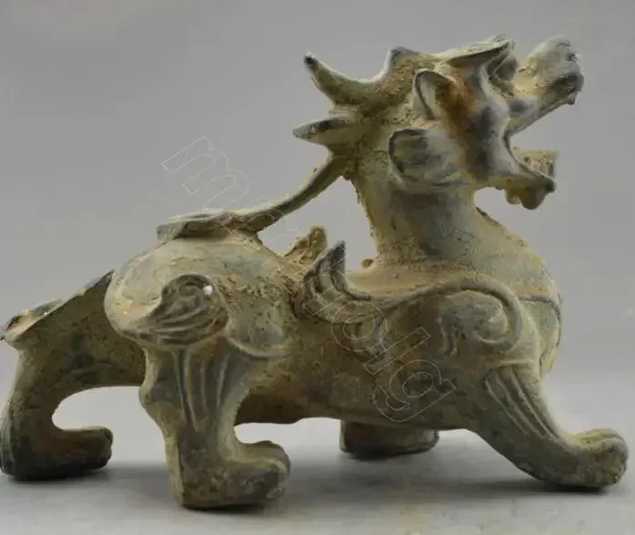 Collectible Vintage Decorated Old Handwork Bronze Carved Dragon Statue 15cm
Collectible Vintage Decorated Old Handwork Bronze Carved Dragon Statue 15cm