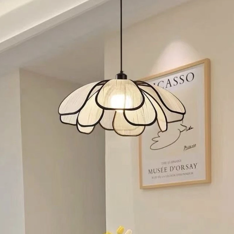 Винтажные подвесные светильники из ротанга Wabi Sabi, минималистичная светодиодная люстра для гостиной, столовой, спальни, украшение дома, освещение
Винтажные подвесные светильники из ротанга Wabi Sabi, минималистичная светодиодная люстра для гостиной, столовой, спальни, украшение дома, освещение