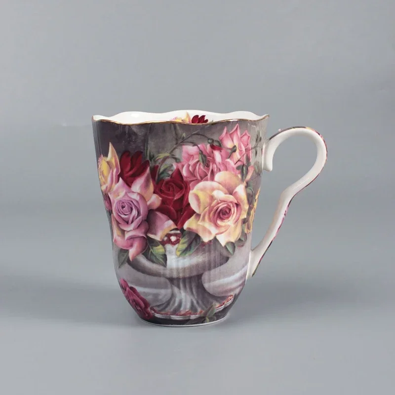 High Bone Porcelain Elegant Coffee Mugs European Style Milk Tea Cups Gold Rim Mugs High-Quality Porcelain Kitchen Drinkware
High Bone Porcelain Elegant Coffee Mugs European Style Milk Tea Cups Gold Rim Mugs High-Quality Porcelain Kitchen Drinkware