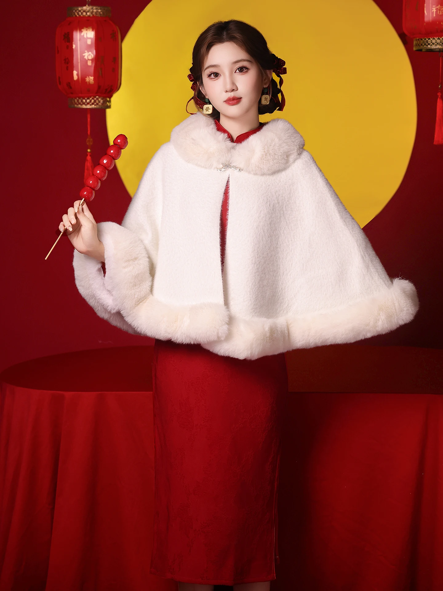 White Fur awl Wedding Dr Thiened Brideom Flag Dr Winter Warm Outerwear Long Sve Chinese Sle Retro Faion
White Fur awl Wedding Dr Thiened Brideom Flag Dr Winter Warm Outerwear Long Sve Chinese Sle Retro Faion