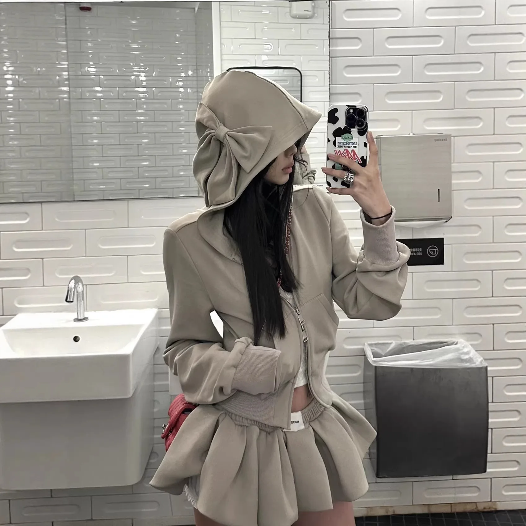 2026 New Spring Khaki Bow Hooded Jacket Women Petite Short Cardigan Coat Casual Long Sleeve Zip Up Outerwear Fashion Daily
2026 New Spring Khaki Bow Hooded Jacket Women Petite Short Cardigan Coat Casual Long Sleeve Zip Up Outerwear Fashion Daily