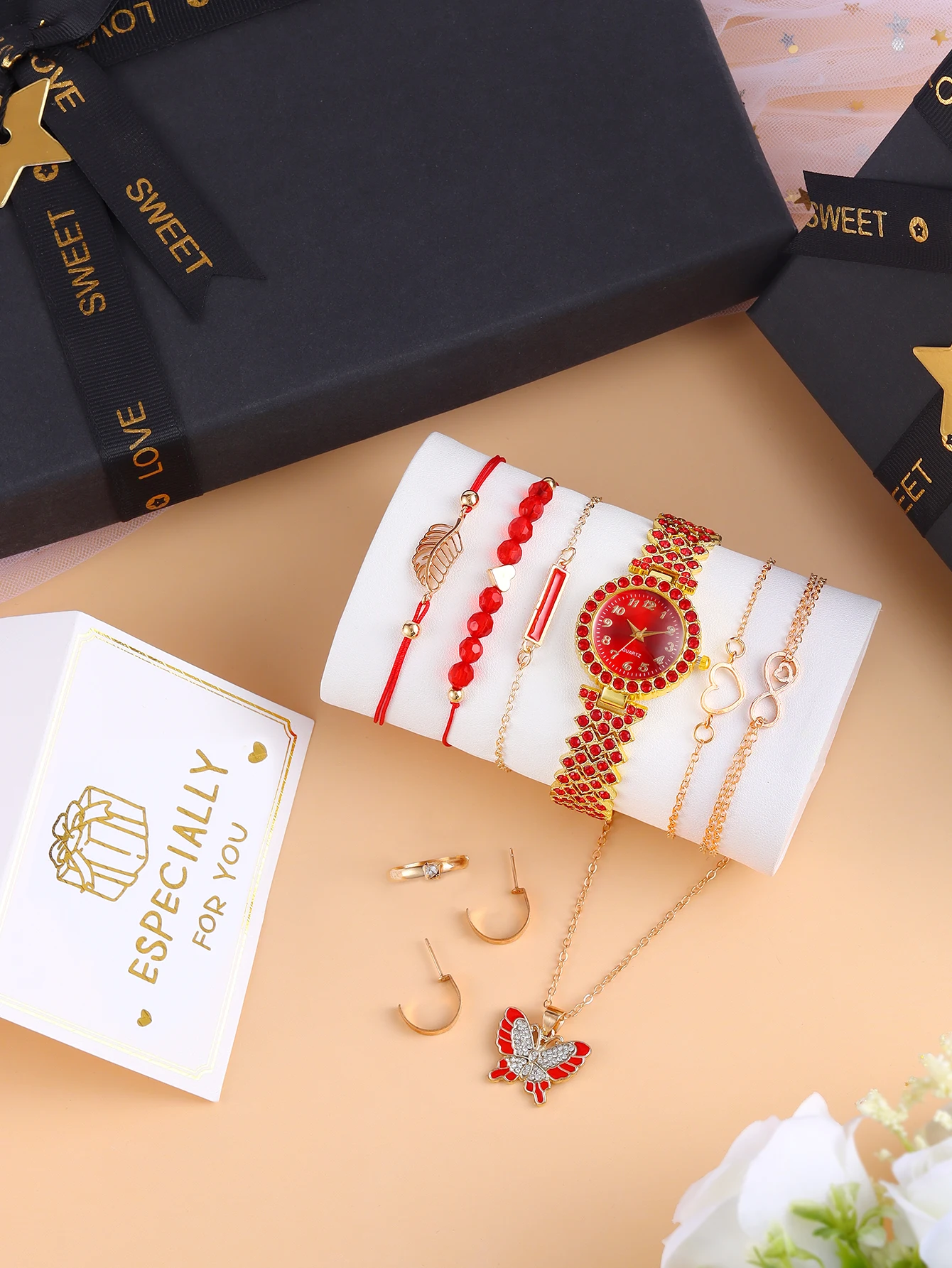 Luxury classic Red diamond alloy quartz watch gift set includes jewelry gift set with Raffia gift box
Luxury classic Red diamond alloy quartz watch gift set includes jewelry gift set with Raffia gift box