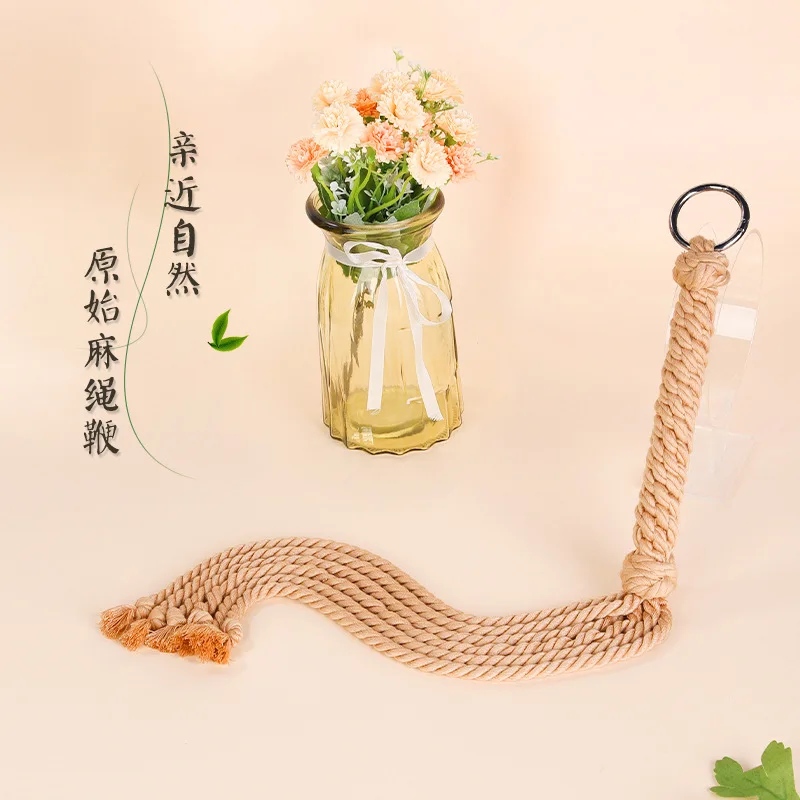 Lightweight woven horse whip Detachable metal ring Riding Crops & Spurs
Lightweight woven horse whip Detachable metal ring Riding Crops & Spurs