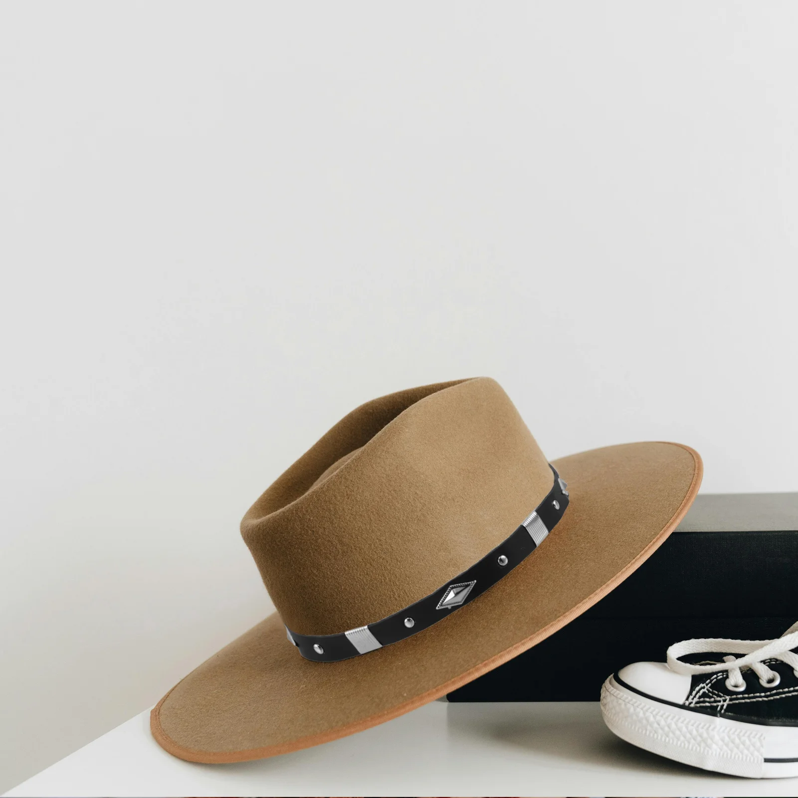 Western Hat Band Faux Adjustable Decorative Band For Cowboy Hats Fedoras Straw Hats Men Women Black Cowgirl
Western Hat Band Faux Adjustable Decorative Band For Cowboy Hats Fedoras Straw Hats Men Women Black Cowgirl