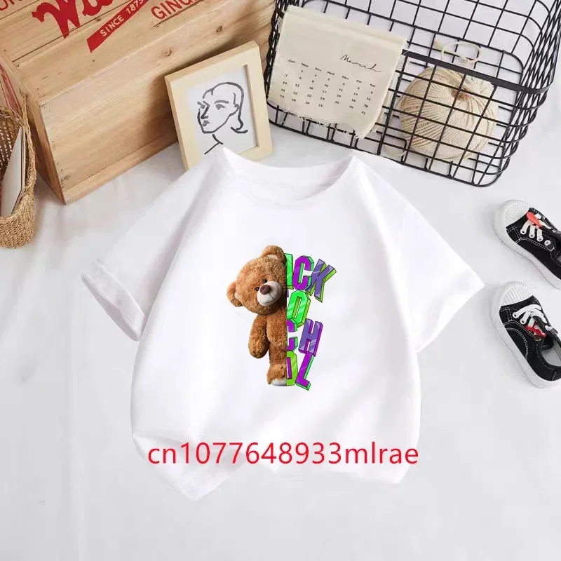 Fashion Girl Summer Euro 2024 Bear Baby Short Sleeve T-shirt Printing Clothing Boys Children Top Cool Children's Mother Kids 
Fashion Girl Summer Euro 2024 Bear Baby Short Sleeve T-shirt Printing Clothing Boys Children Top Cool Children's Mother Kids