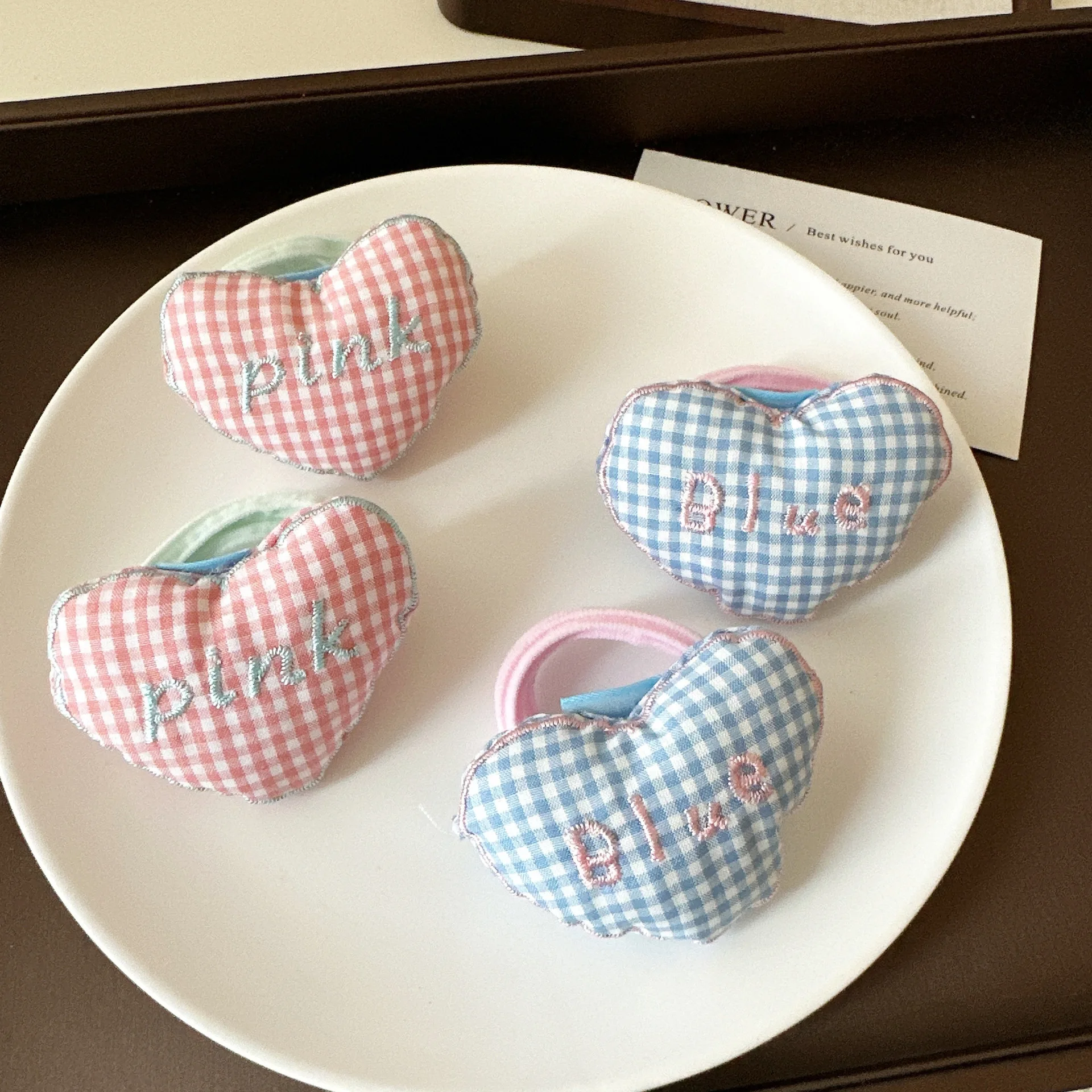 Cute Elastic Hair Ties Embroidered Plaid Heart for Girls Ponytail Holders Soft Non Slip Premium Daily Essential Braiding Hair
Cute Elastic Hair Ties Embroidered Plaid Heart for Girls Ponytail Holders Soft Non Slip Premium Daily Essential Braiding Hair