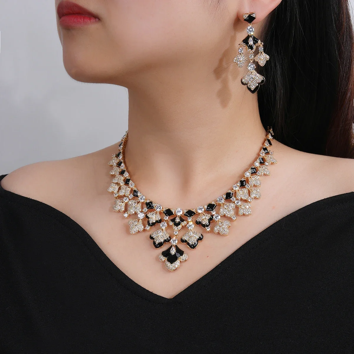 Luxury Cubic Zirconia Blue, Black, Enameled Earrings Necklace Jewelry Sets for Women Bridal Wedding Costume Accessories CN11305
Luxury Cubic Zirconia Blue, Black, Enameled Earrings Necklace Jewelry Sets for Women Bridal Wedding Costume Accessories CN11305