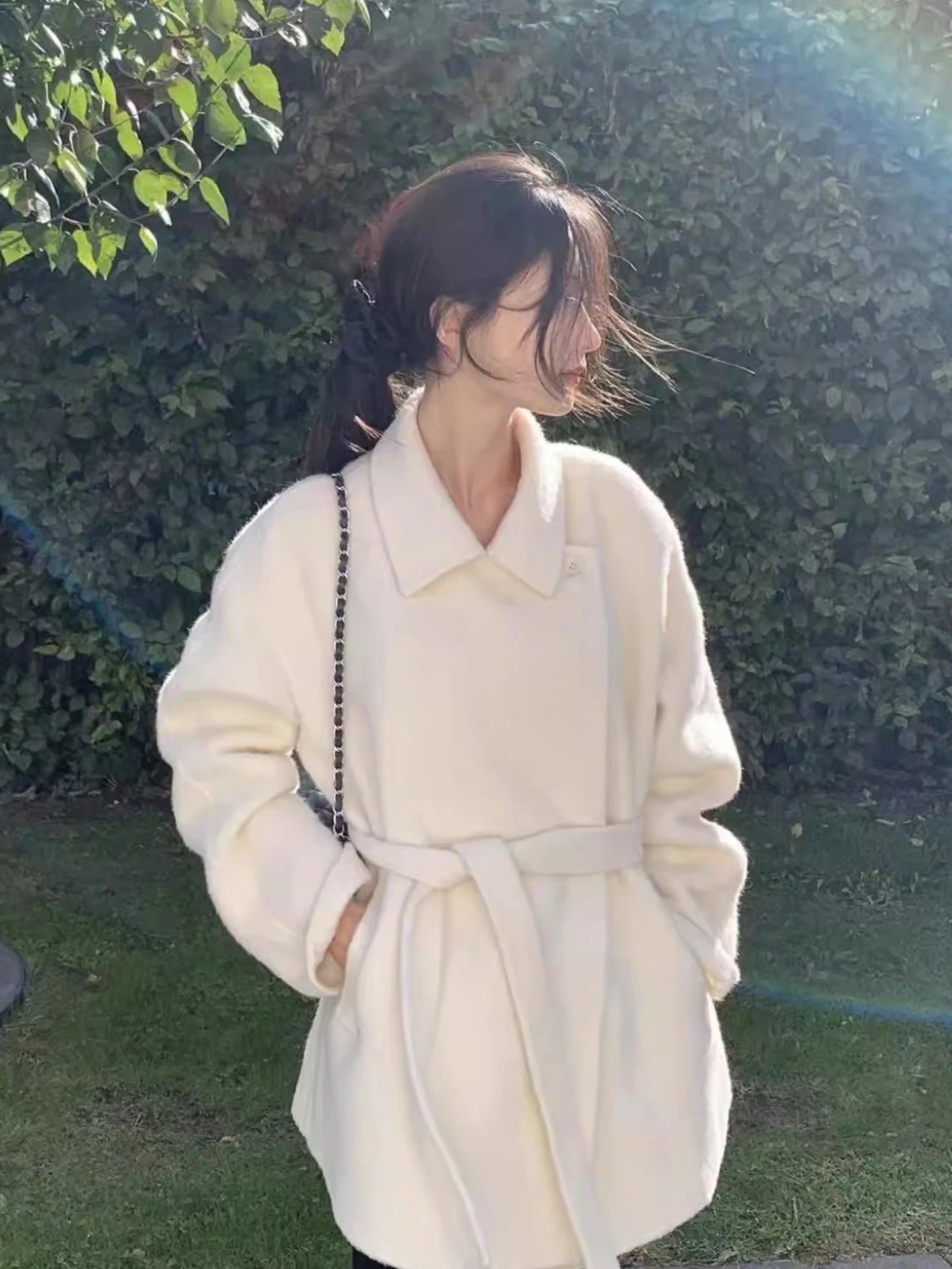 Ele Korean Sle Single Button Woolen Coat Women's Asymmetrical Waist Cinching Slimming Top for Winter 2025
Ele Korean Sle Single Button Woolen Coat Women's Asymmetrical Waist Cinching Slimming Top for Winter 2025