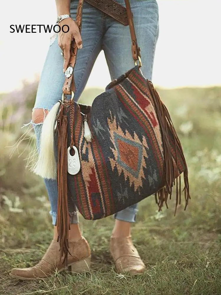 2026 Bohemian Geometric Woven Tassel Large Tote Bag Wide Single Shoulder Strap Casual Outdoor Travel Handbag
2026 Bohemian Geometric Woven Tassel Large Tote Bag Wide Single Shoulder Strap Casual Outdoor Travel Handbag