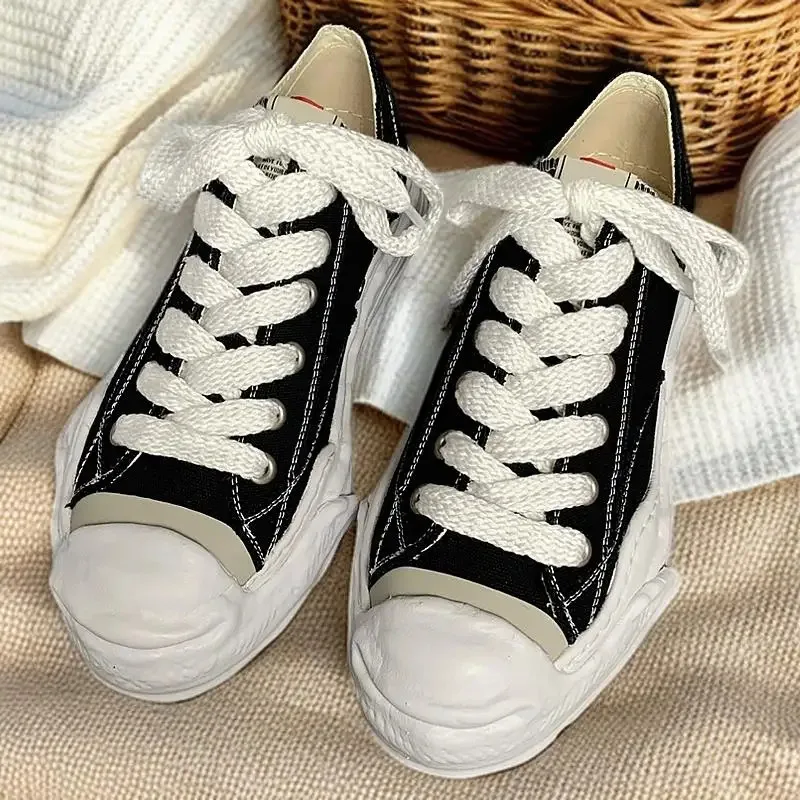 2026 Spring and Autumn basketball shoes Essential Thick soled Casual Comfortable Multi functional Sports Shoes
2026 Spring and Autumn basketball shoes Essential Thick soled Casual Comfortable Multi functional Sports Shoes