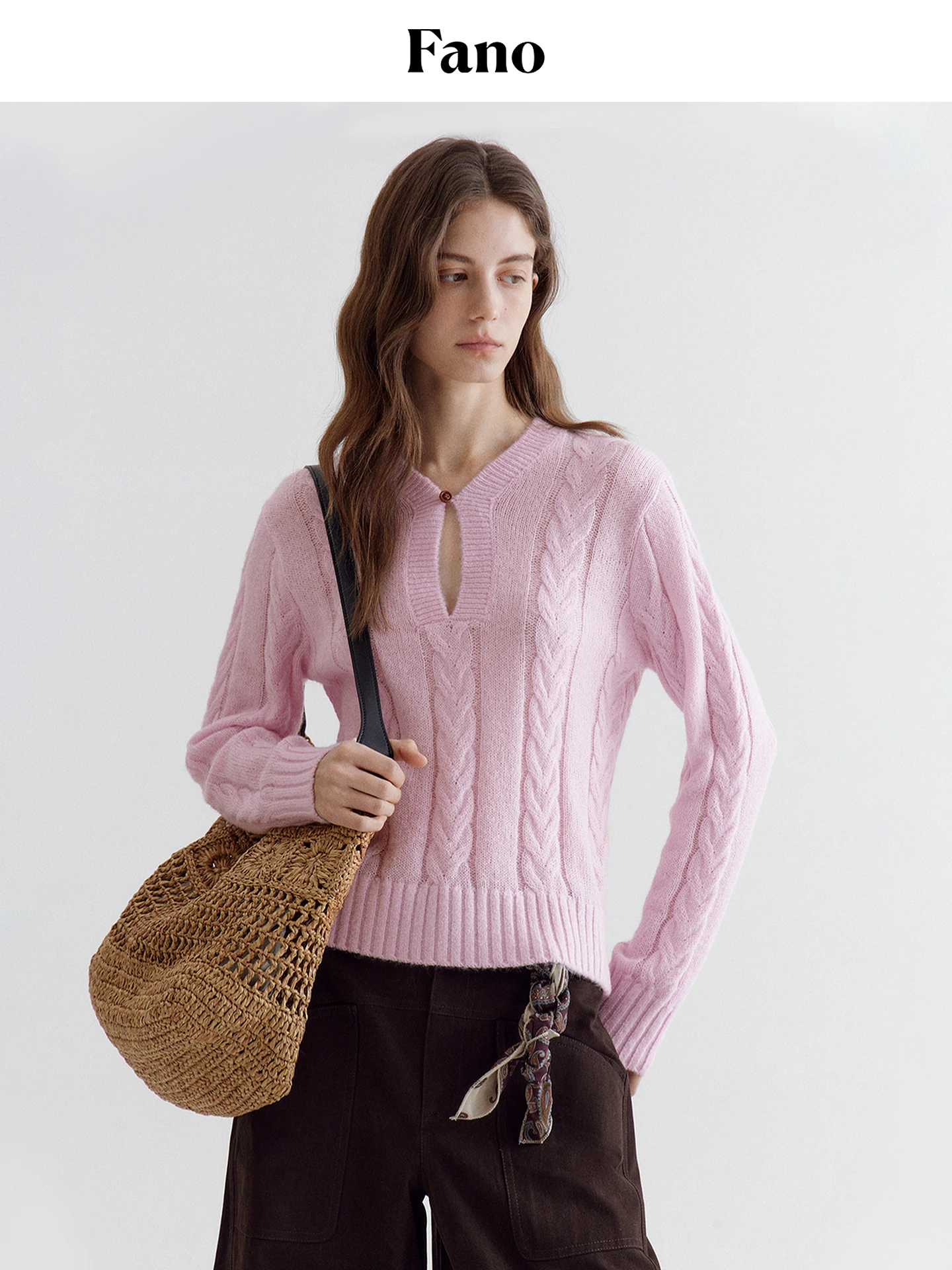 Fano Pink Gentle Style Cashmere Sweater Women's Autumn One Button Hollow V-neck Twisted Flower Top Warm Commute Style Pure Color
Fano Pink Gentle Style Cashmere Sweater Women's Autumn One Button Hollow V-neck Twisted Flower Top Warm Commute Style Pure Color