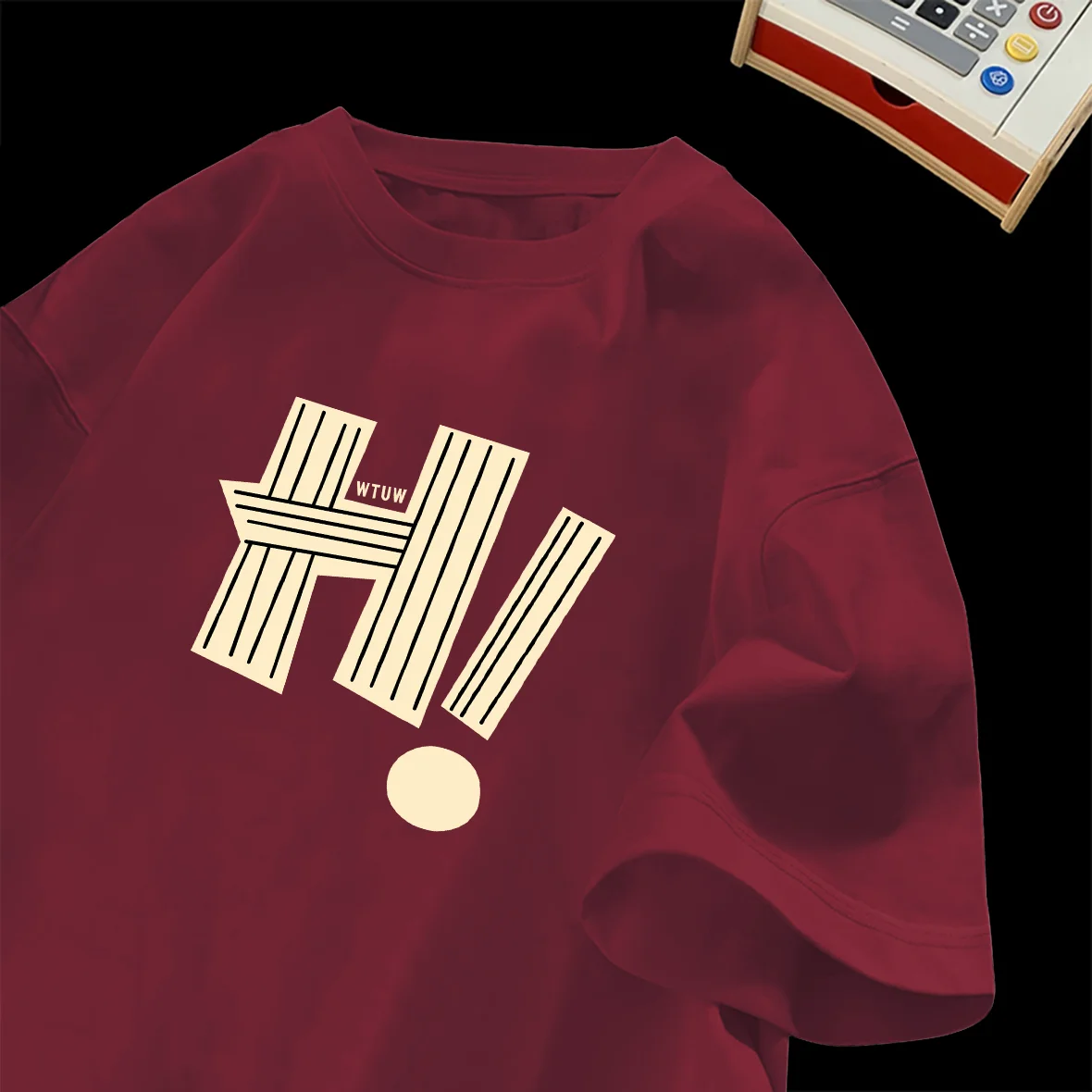 Свободная футболка в стиле ретро из хлопка, уличная модная одежда для мужчин и женщин, летняя дышащая толстовка
Свободная футболка в стиле ретро из хлопка, уличная модная одежда для мужчин и женщин, летняя дышащая толстовка