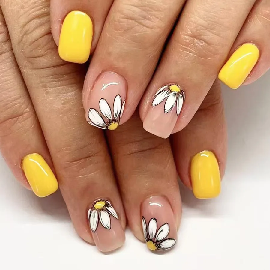 24Pcs Shiny Square Fake Nails Full Cover Press on Nails Cute French Wearing Short Ballet Yellow Sunflower Art Finished Manicure
24Pcs Shiny Square Fake Nails Full Cover Press on Nails Cute French Wearing Short Ballet Yellow Sunflower Art Finished Manicure