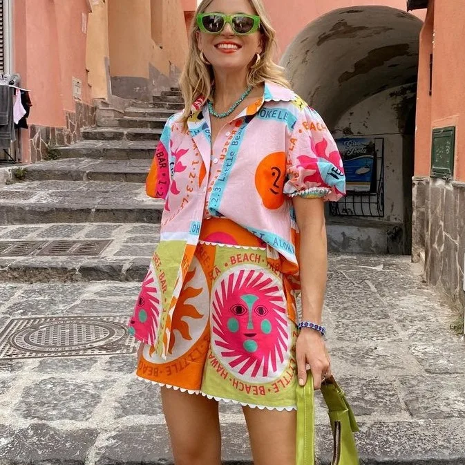 Vacation Tropical Set Two Piece Set Summer Women Clothing 2024 Print Loose Hawaii Skirt Bandage Shorts Set
Vacation Tropical Set Two Piece Set Summer Women Clothing 2024 Print Loose Hawaii Skirt Bandage Shorts Set