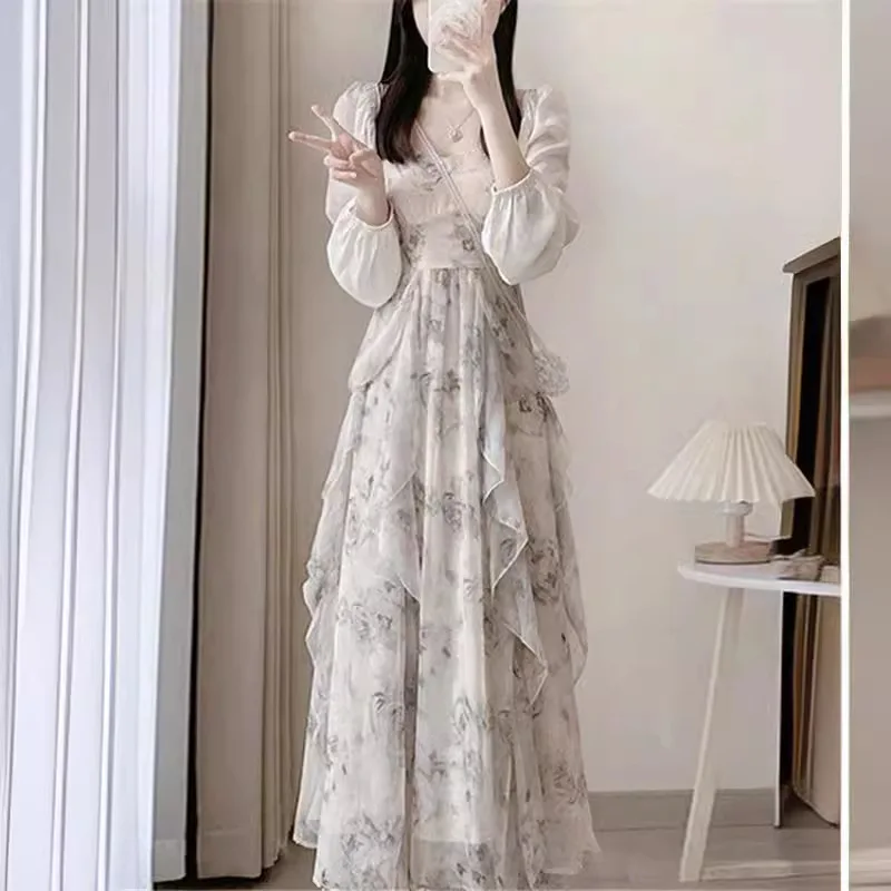 2024 Women's Clothing Ruffled ink flower suspender dress Spring Summer New 639
2024 Women's Clothing Ruffled ink flower suspender dress Spring Summer New 639