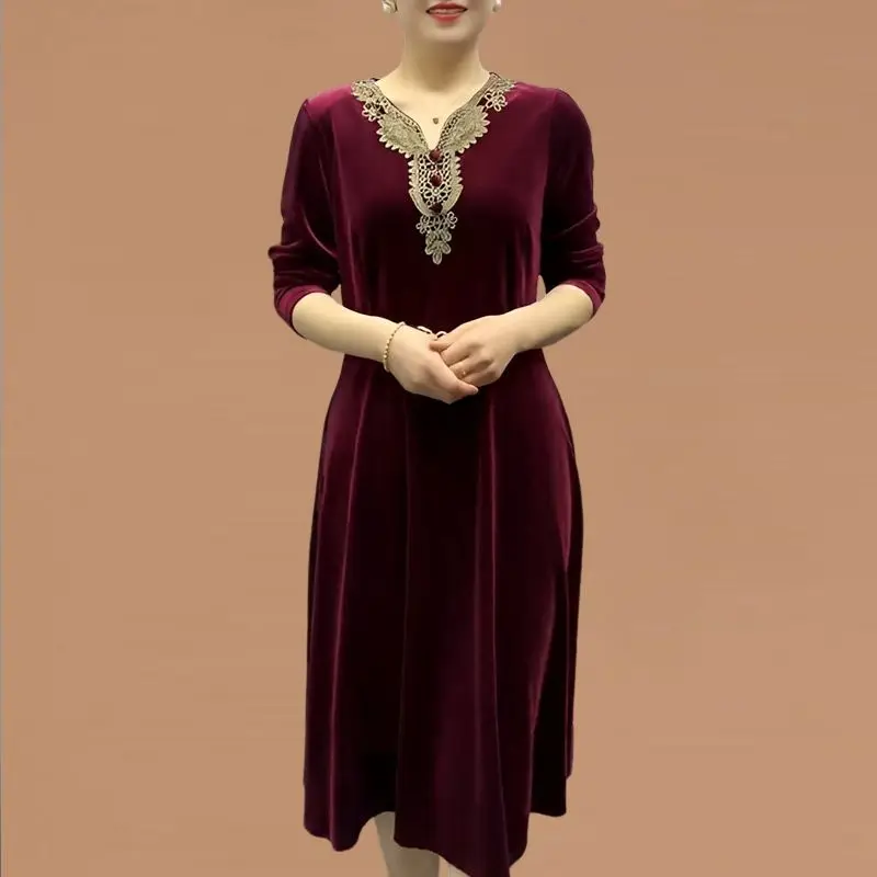 Autumn Winter Women Clothing Golden Velvet Luxury Elegant Vintage Dress Fashion Casual New Loose Long Sleeve Midi Chic Dresses
Autumn Winter Women Clothing Golden Velvet Luxury Elegant Vintage Dress Fashion Casual New Loose Long Sleeve Midi Chic Dresses