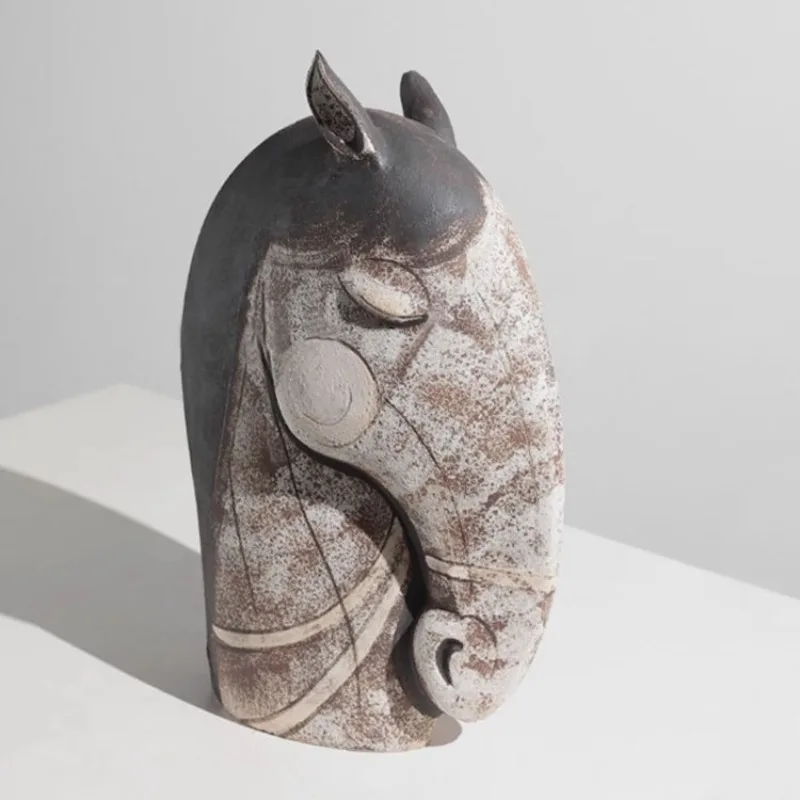 Wabi Sabi creative horse head ornament, sales office, living room soft home furnishings, handicrafts
Wabi Sabi creative horse head ornament, sales office, living room soft home furnishings, handicrafts