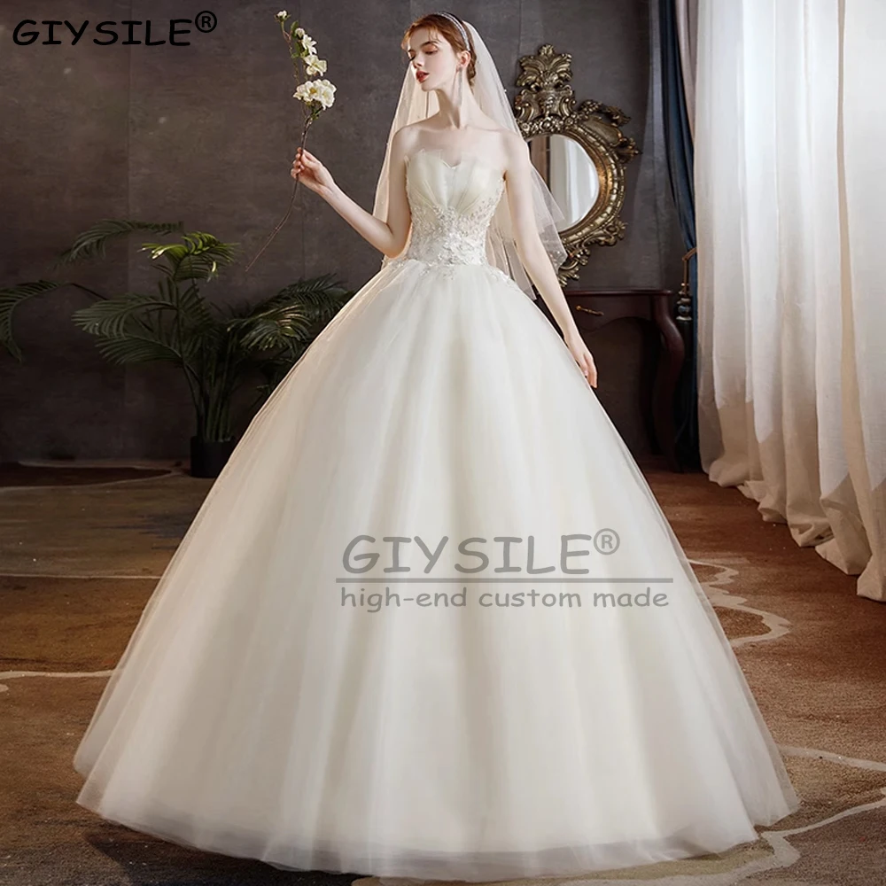 GIYSILE Customized Lace Wedding Dresses Luxury 2025 A Line Ruched Strapless Bride Dress Wedding Ball Gown Vestidos De Novia Boda
GIYSILE Customized Lace Wedding Dresses Luxury 2025 A Line Ruched Strapless Bride Dress Wedding Ball Gown Vestidos De Novia Boda