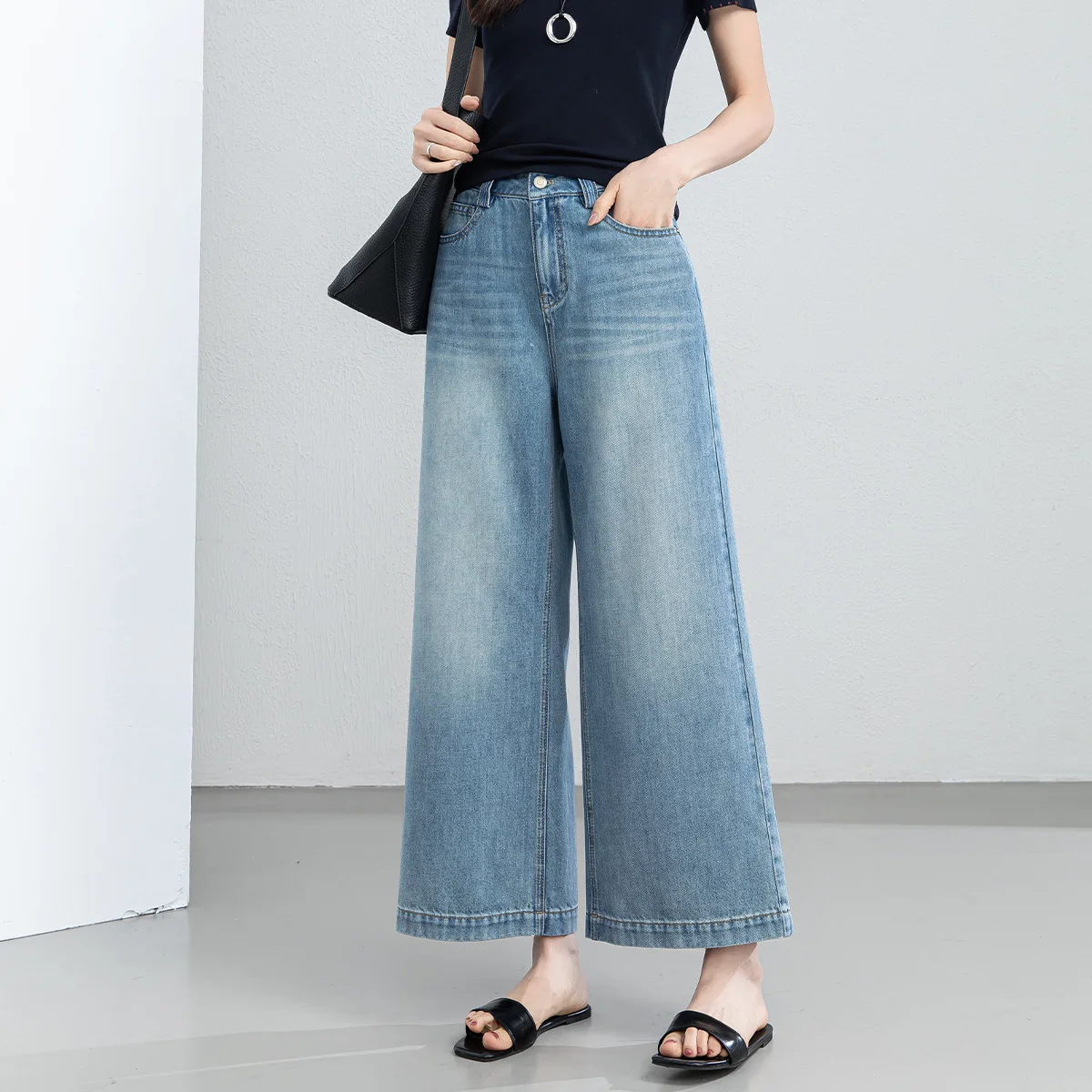 Xingge High Waist Silk Denim Pants Women's Draped Nine Points Straight Leg Thin Summer Comfortable Slimming Thin Small Size
Xingge High Waist Silk Denim Pants Women's Draped Nine Points Straight Leg Thin Summer Comfortable Slimming Thin Small Size
