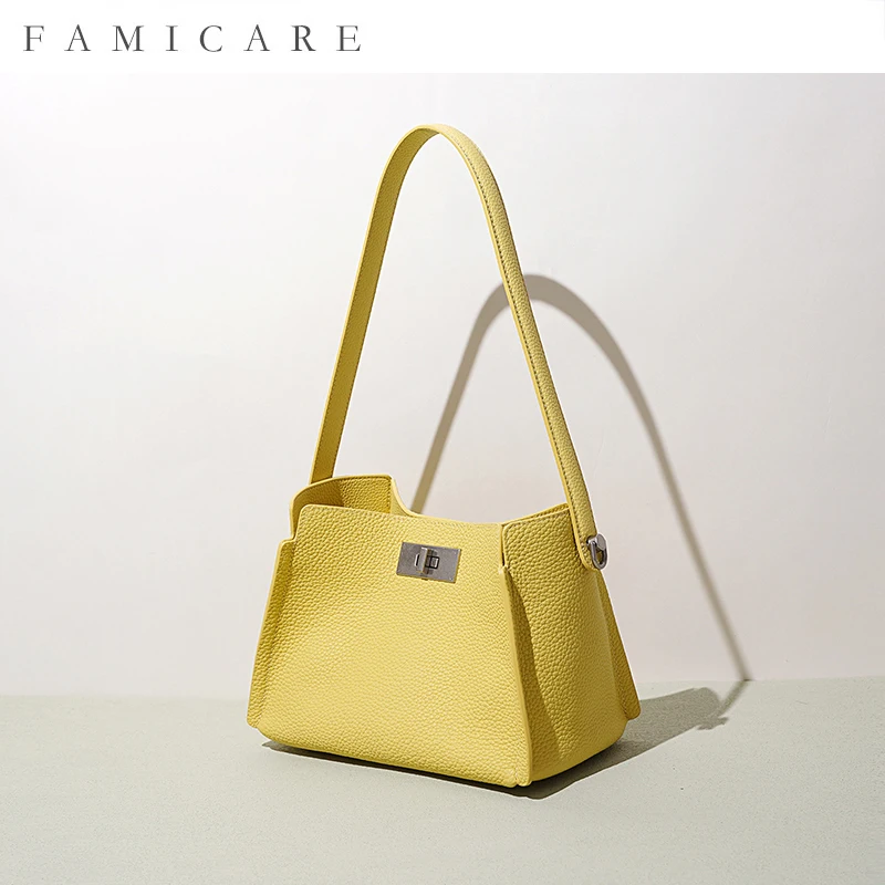 2026 New Korean Style Unique Saddle Bag Premium Versatile Underarm Fashion Solid Mini Square Single Shoulder Crossbody Bag
2026 New Korean Style Unique Saddle Bag Premium Versatile Underarm Fashion Solid Mini Square Single Shoulder Crossbody Bag
