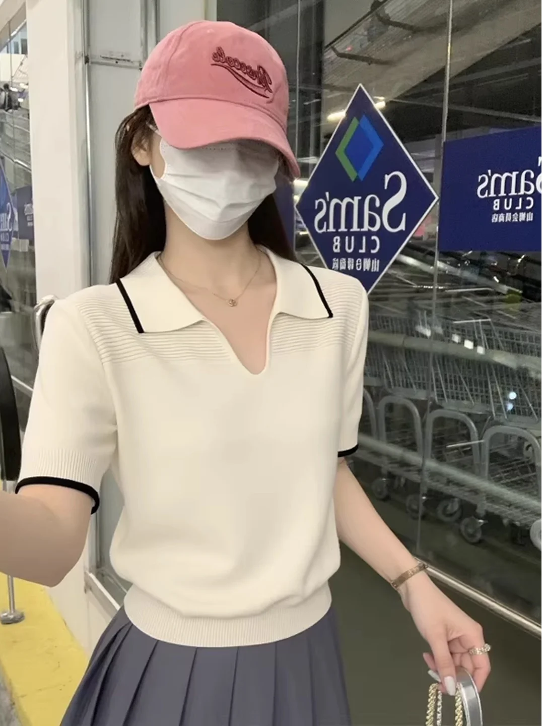 Summer 2026 Loose Knitted Neck Short Sleeve T-Shirt Women's Fashionable Design Unique Style Commute Style Pure Color
Summer 2026 Loose Knitted Neck Short Sleeve T-Shirt Women's Fashionable Design Unique Style Commute Style Pure Color