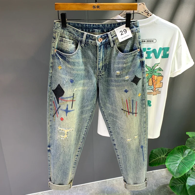 Washed and Scratched Cowboy, Handsome and Trendy, Sticky Fabric, High end Embroidered Printed, Loose Straight Tube Long Pants
Washed and Scratched Cowboy, Handsome and Trendy, Sticky Fabric, High end Embroidered Printed, Loose Straight Tube Long Pants