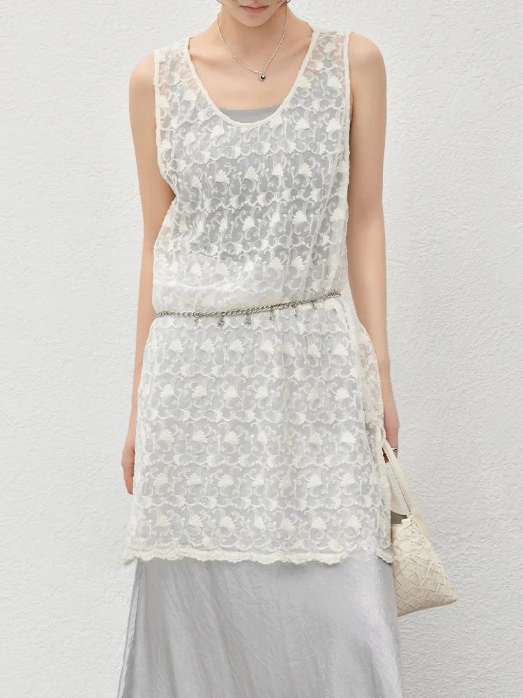 MeiYang Lace Embroidered Vest Svel U-Ne Netting Tee-Dimensional Floral Design Women's Casual Faion Summer Top
MeiYang Lace Embroidered Vest Svel U-Ne Netting Tee-Dimensional Floral Design Women's Casual Faion Summer Top