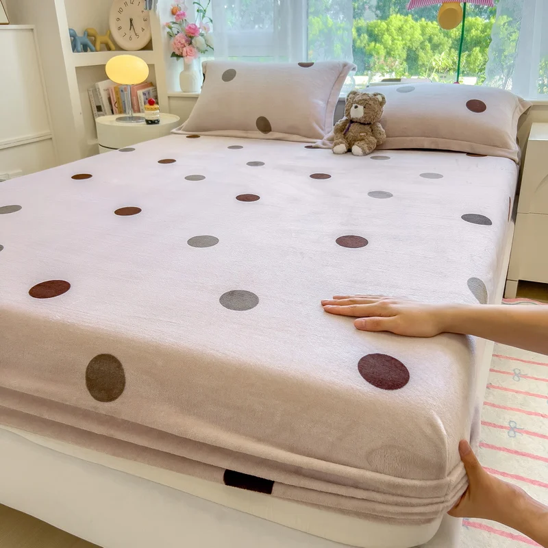 1pc Velvet Bedsheet for Winter Warm Bed Cover Skin-friendly Fitted Sheet Adults Kids Room Bed Linen drap de lit (No Pillowcase)
1pc Velvet Bedsheet for Winter Warm Bed Cover Skin-friendly Fitted Sheet Adults Kids Room Bed Linen drap de lit (No Pillowcase)