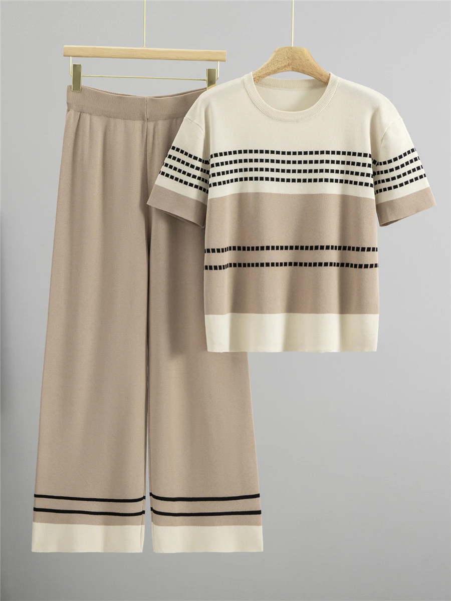Casual Knitted round Neck Flower Pattern Set Women's Loose Fashionable Sweater Top And Wide Leg Pants Summer Breathable Two-P...
Casual Knitted round Neck Flower Pattern Set Women's Loose Fashionable Sweater Top And Wide Leg Pants Summer Breathable Two-P...