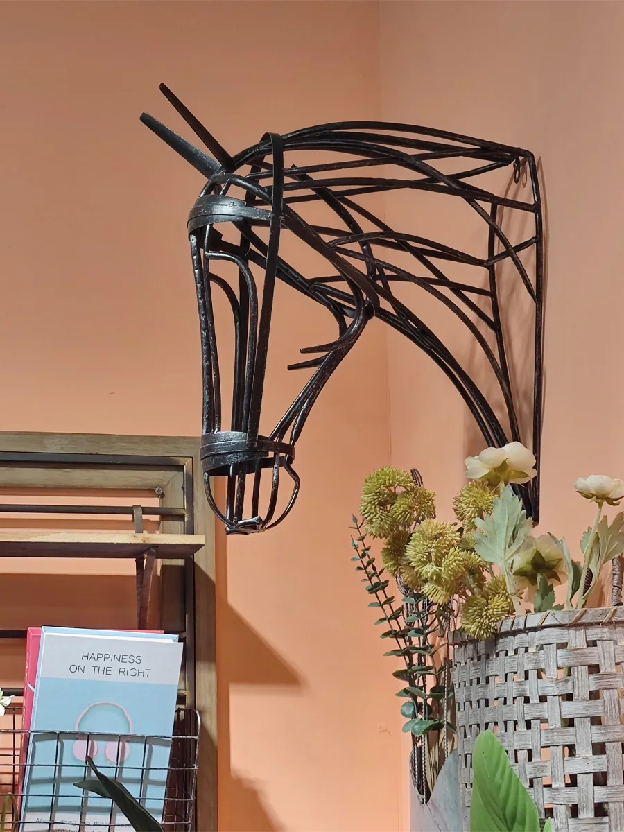 American Pendant Metal Horse Head Wall Decoration Retro Industrial Wall Decoration Wall Decoration Animal Head Iron Hanging
American Pendant Metal Horse Head Wall Decoration Retro Industrial Wall Decoration Wall Decoration Animal Head Iron Hanging