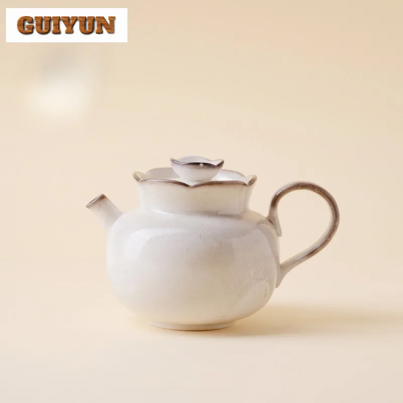 130ml Kiln Fambe Flower Mouth Teapot Japanese Tea Infuser Pot Tea Soaking Kettle With Strainer Tea Items Supplies Collection
130ml Kiln Fambe Flower Mouth Teapot Japanese Tea Infuser Pot Tea Soaking Kettle With Strainer Tea Items Supplies Collection