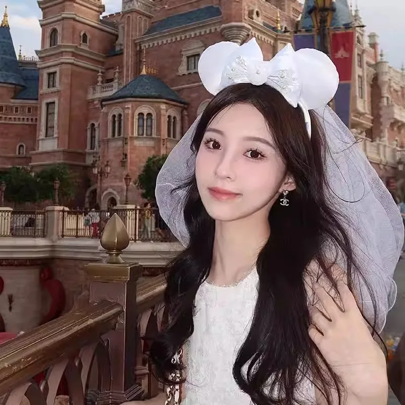 Disney princess wedding dress veil headband Mickey Minnie cute versatile headdress hair accessories amusement park
Disney princess wedding dress veil headband Mickey Minnie cute versatile headdress hair accessories amusement park