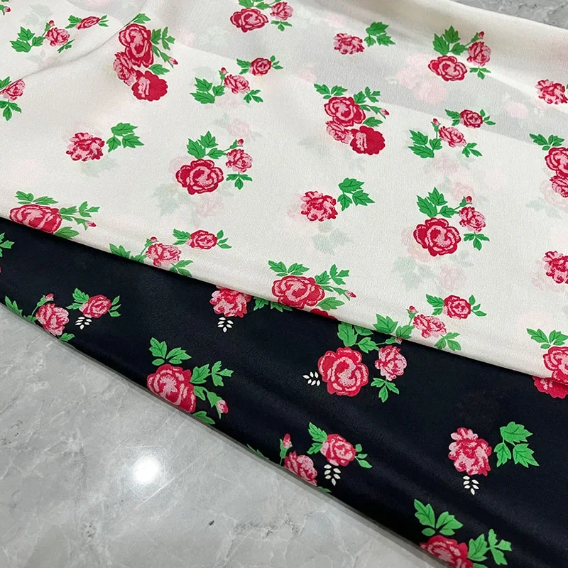 Red Small Flowers Fresh Pattern Printing Silk Crepe De Chine Fabric for Clothing High Quality Women's Dress Handmade Diy Fabric
Red Small Flowers Fresh Pattern Printing Silk Crepe De Chine Fabric for Clothing High Quality Women's Dress Handmade Diy Fabric