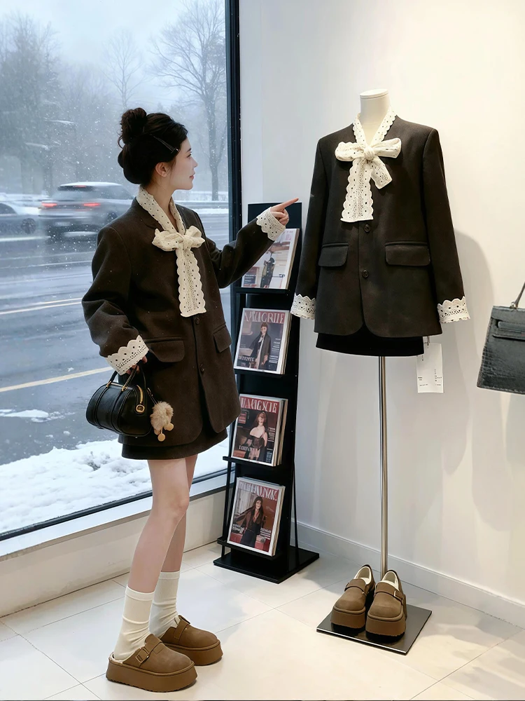 Stunning Winter Fashion plus Size Suit Set with Tweed And Skirt Korean Style Warm And Comfortable Casual Wear
Stunning Winter Fashion plus Size Suit Set with Tweed And Skirt Korean Style Warm And Comfortable Casual Wear