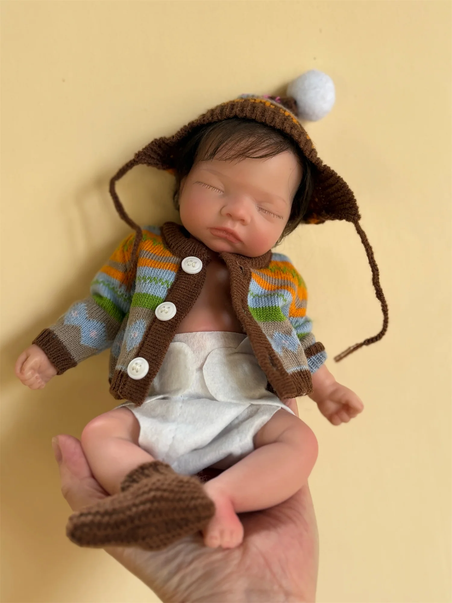 10Inch Cute Sleeping Full Body Silicone Reborn Girl Doll With Hair Very Soft Handmade Waterproof Reborn Doll For Children‘s Gift
10Inch Cute Sleeping Full Body Silicone Reborn Girl Doll With Hair Very Soft Handmade Waterproof Reborn Doll For Children‘s Gift