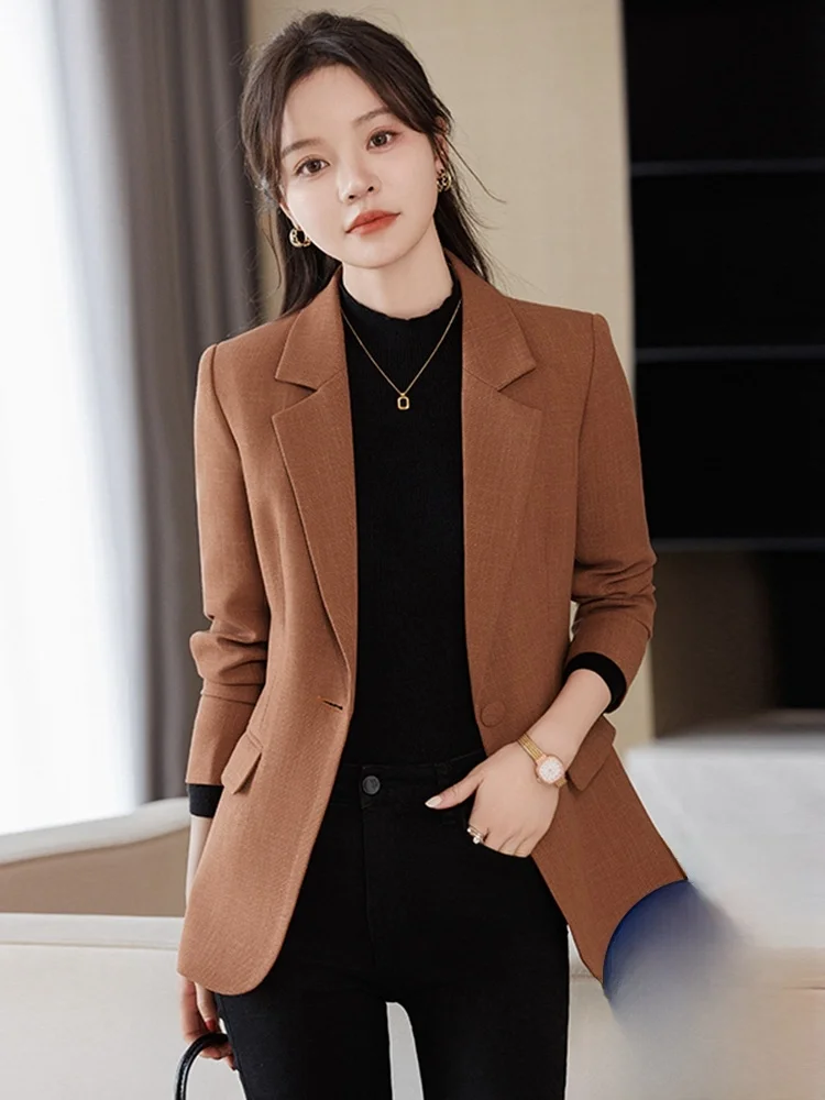 Elegant Tailored Jacket Women's Casual Slim Fit Spring Autumn New Style Street Fashion Small Size Commute Style One Button
Elegant Tailored Jacket Women's Casual Slim Fit Spring Autumn New Style Street Fashion Small Size Commute Style One Button