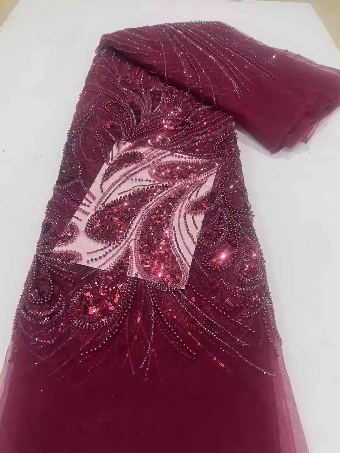 2025 New African French Nigerian High End Lace Fabric With Beads Sequins Mesh for Embroidery Wedding Party Bride Sewing Dress
2025 New African French Nigerian High End Lace Fabric With Beads Sequins Mesh for Embroidery Wedding Party Bride Sewing Dress