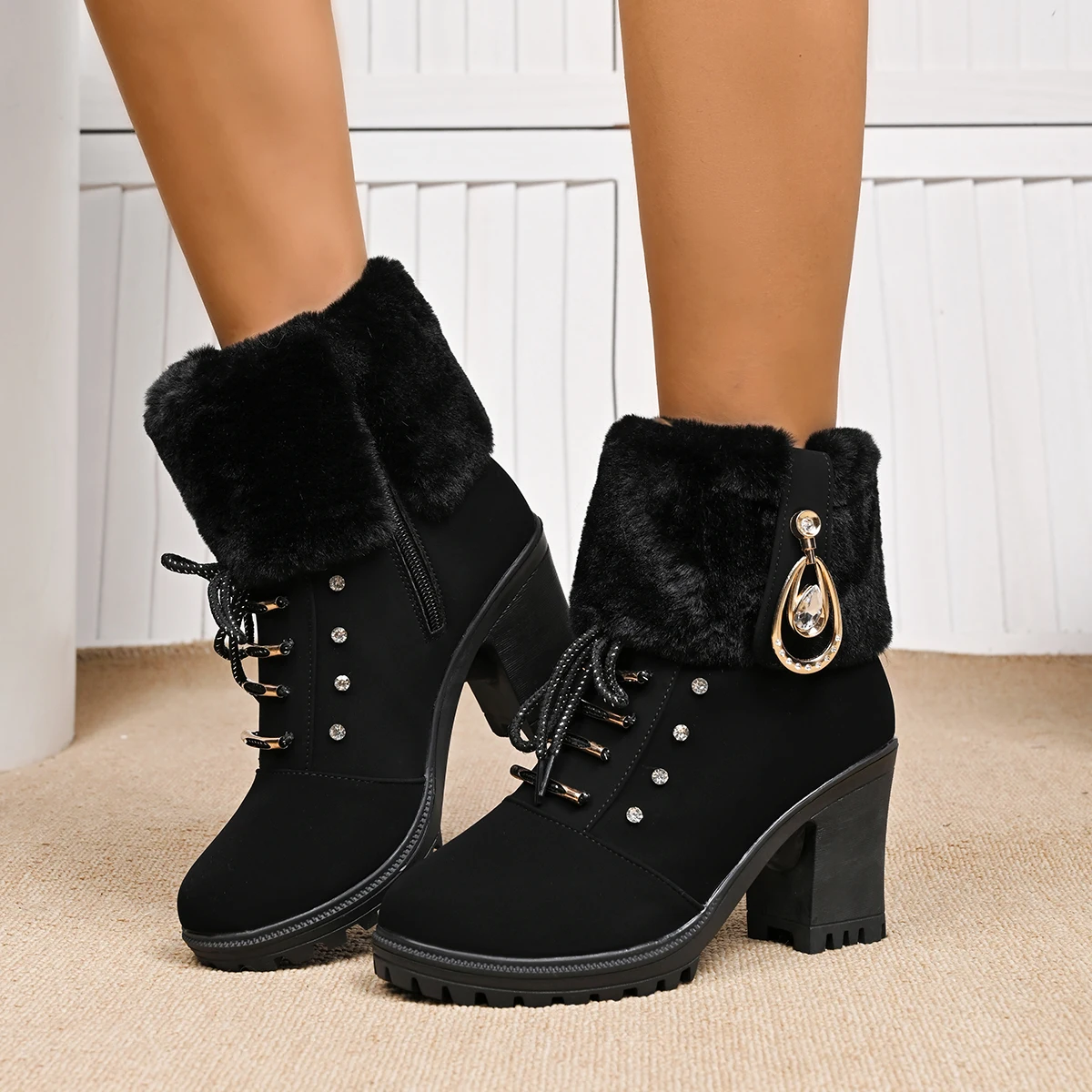 Suede Women Boots Winter Designer High Heels Shoes for Women 2023 New Short Plush High Platform Ankle Boots Elegant Botas Mujer
Suede Women Boots Winter Designer High Heels Shoes for Women 2023 New Short Plush High Platform Ankle Boots Elegant Botas Mujer