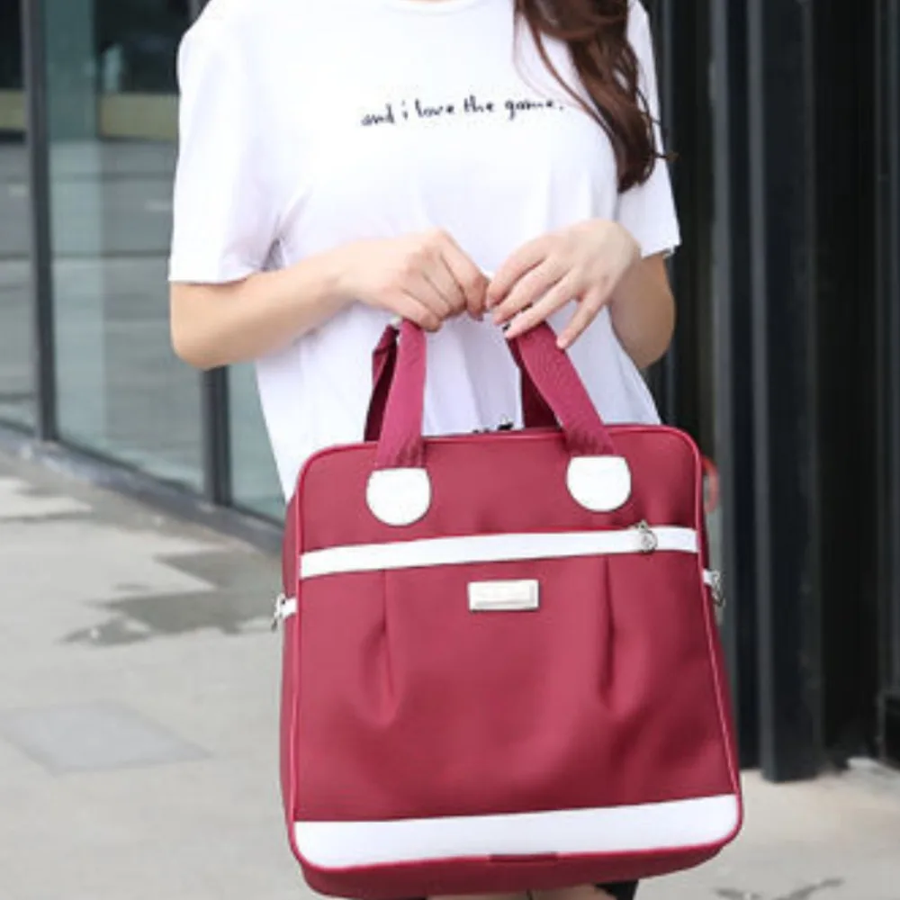 Large Capacity Travel Tote Fashion Oxford Handheld Packing Luggage Bag Suitable for Short Business Commutes Lightweight and Suitable for Airplane Handheld with Shoulder Strap
Large Capacity Travel Tote Fashion Oxford Handheld Packing Luggage Bag Suitable for Short Business Commutes Lightweight and Suitable for Airplane Handheld with Shoulder Strap