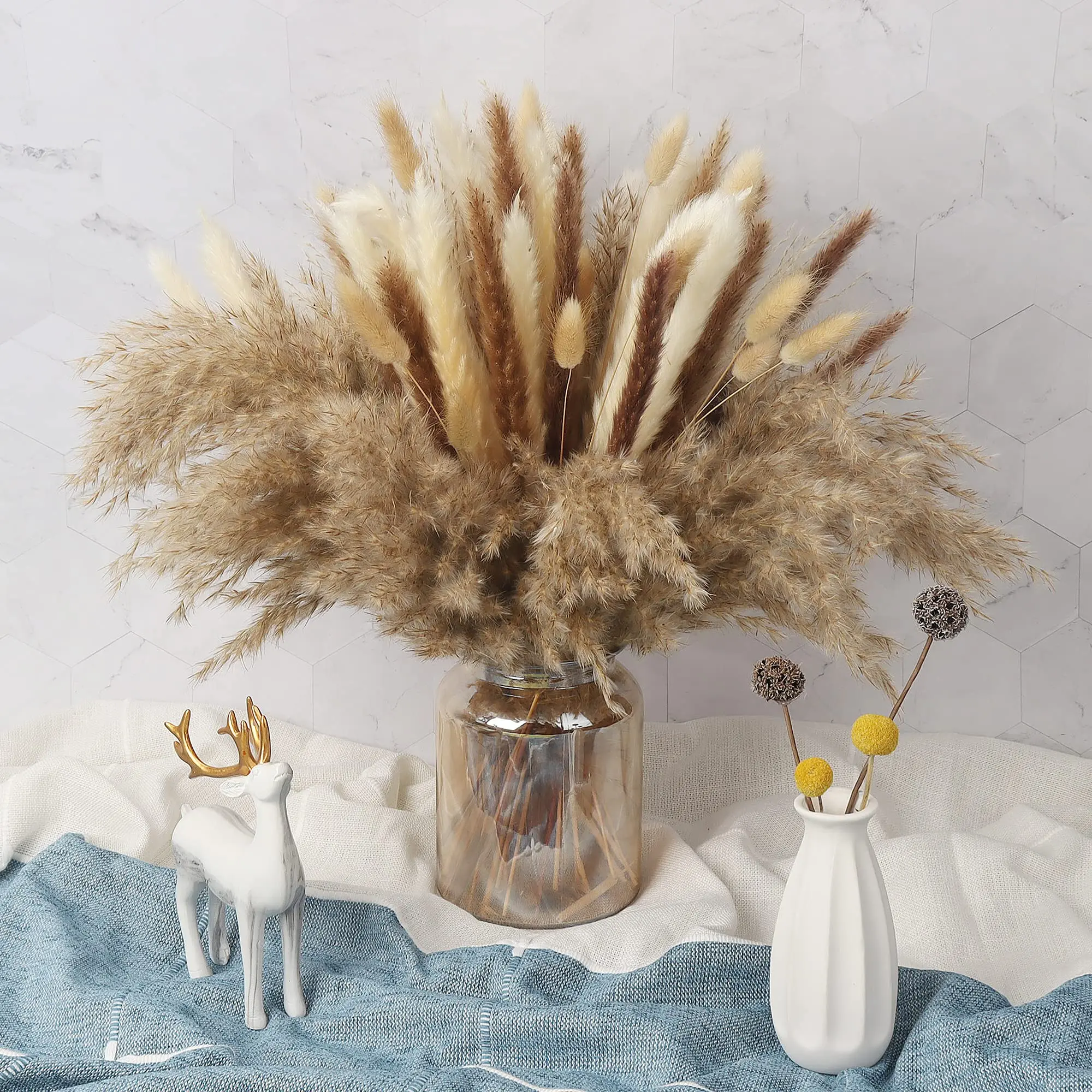 65Pcs/Natural Dried Pampas Grass Decor For Flower Arrangement Boho Style Wedding Bouquet Dried Flower Christmas Party Dekoration
65Pcs/Natural Dried Pampas Grass Decor For Flower Arrangement Boho Style Wedding Bouquet Dried Flower Christmas Party Dekoration