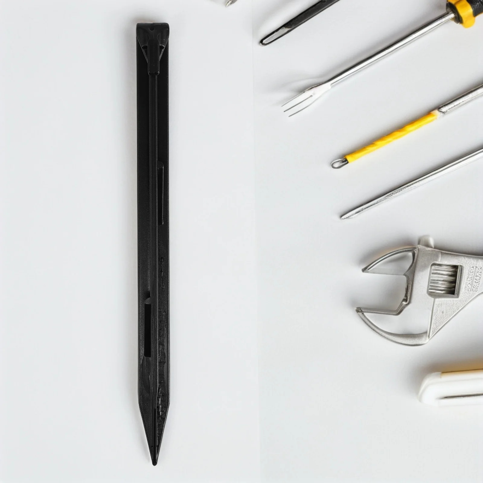 50Pcs PP Plastic Tent Stakes 19cm Heavy-Duty Ground Anchors for Camping Canopy Tarp Lawn Garden Anchoring Spikes
50Pcs PP Plastic Tent Stakes 19cm Heavy-Duty Ground Anchors for Camping Canopy Tarp Lawn Garden Anchoring Spikes