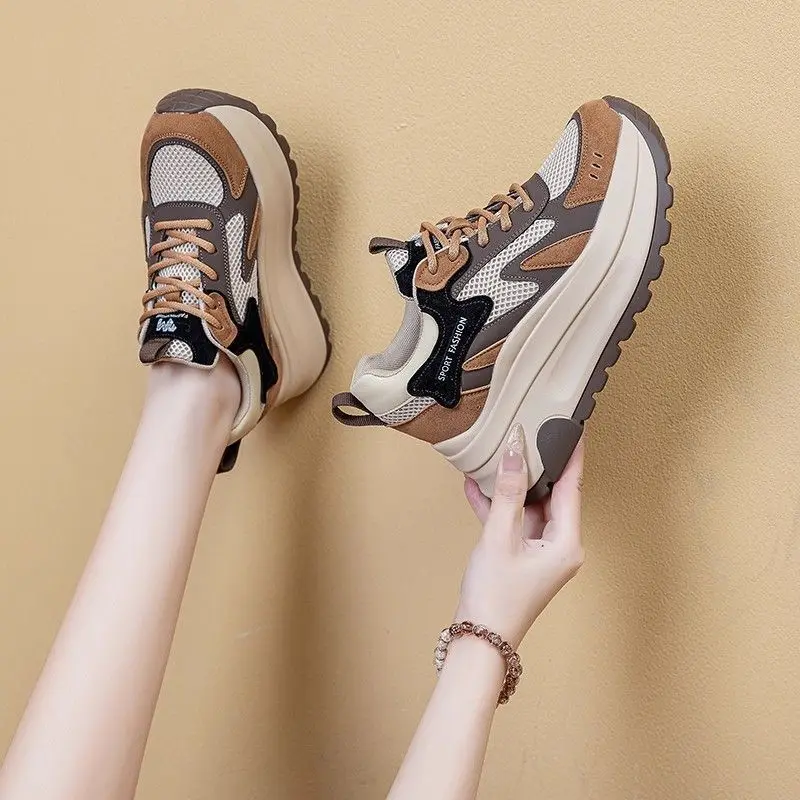 2026 Fall Ladies Height Lift Platform Dad Sneaker Thick Bottom Ventilation Net Active Leisure Trainer All Match
2026 Fall Ladies Height Lift Platform Dad Sneaker Thick Bottom Ventilation Net Active Leisure Trainer All Match