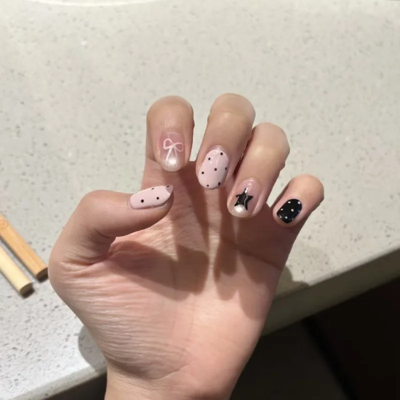 10PCS Black Polka Dots Short Squoval Handmade Press on Nails Sweet Pink Cat Eye with Simple Bow Star False Nails Cute Ins Nails
10PCS Black Polka Dots Short Squoval Handmade Press on Nails Sweet Pink Cat Eye with Simple Bow Star False Nails Cute Ins Nails
