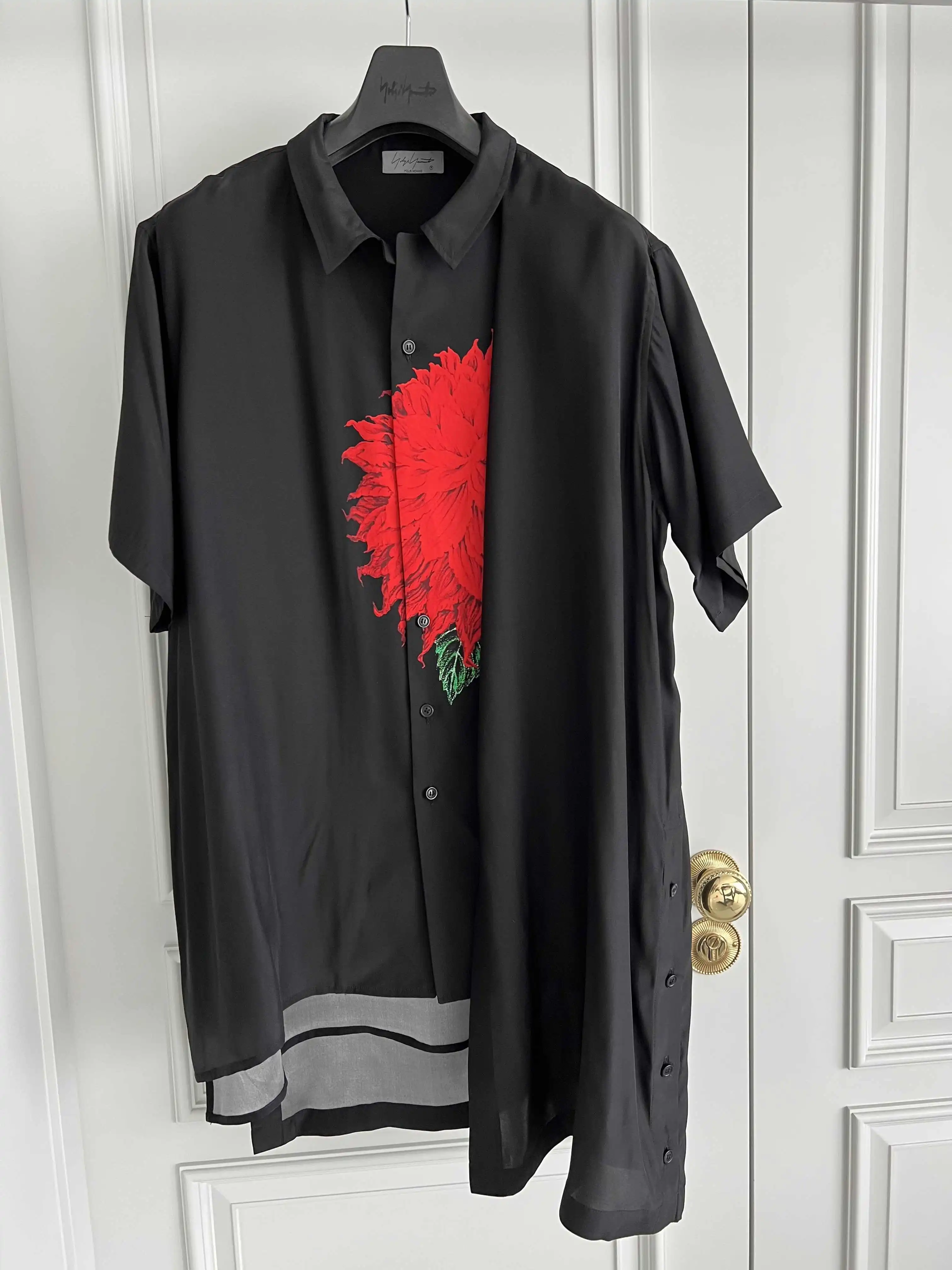 TOP-YAMAMOTO Original Design — шелковая рубашка с короткими рукавами Dahlia, рубашка из тутового шелка для мужчин и женщин
TOP-YAMAMOTO Original Design — шелковая рубашка с короткими рукавами Dahlia, рубашка из тутового шелка для мужчин и женщин