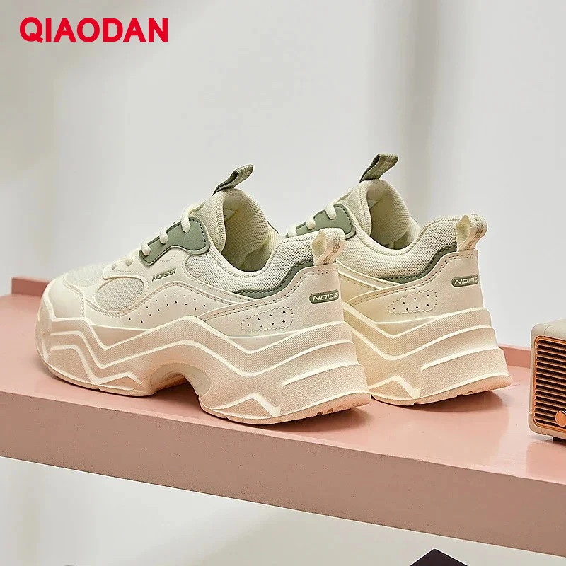 QIAODAN Casual Shoes for Women 2025 Thick Sole Heightening Sports Lightweight Shoes Trendy Comfortable Walking Shoes XM26240311
QIAODAN Casual Shoes for Women 2025 Thick Sole Heightening Sports Lightweight Shoes Trendy Comfortable Walking Shoes XM26240311