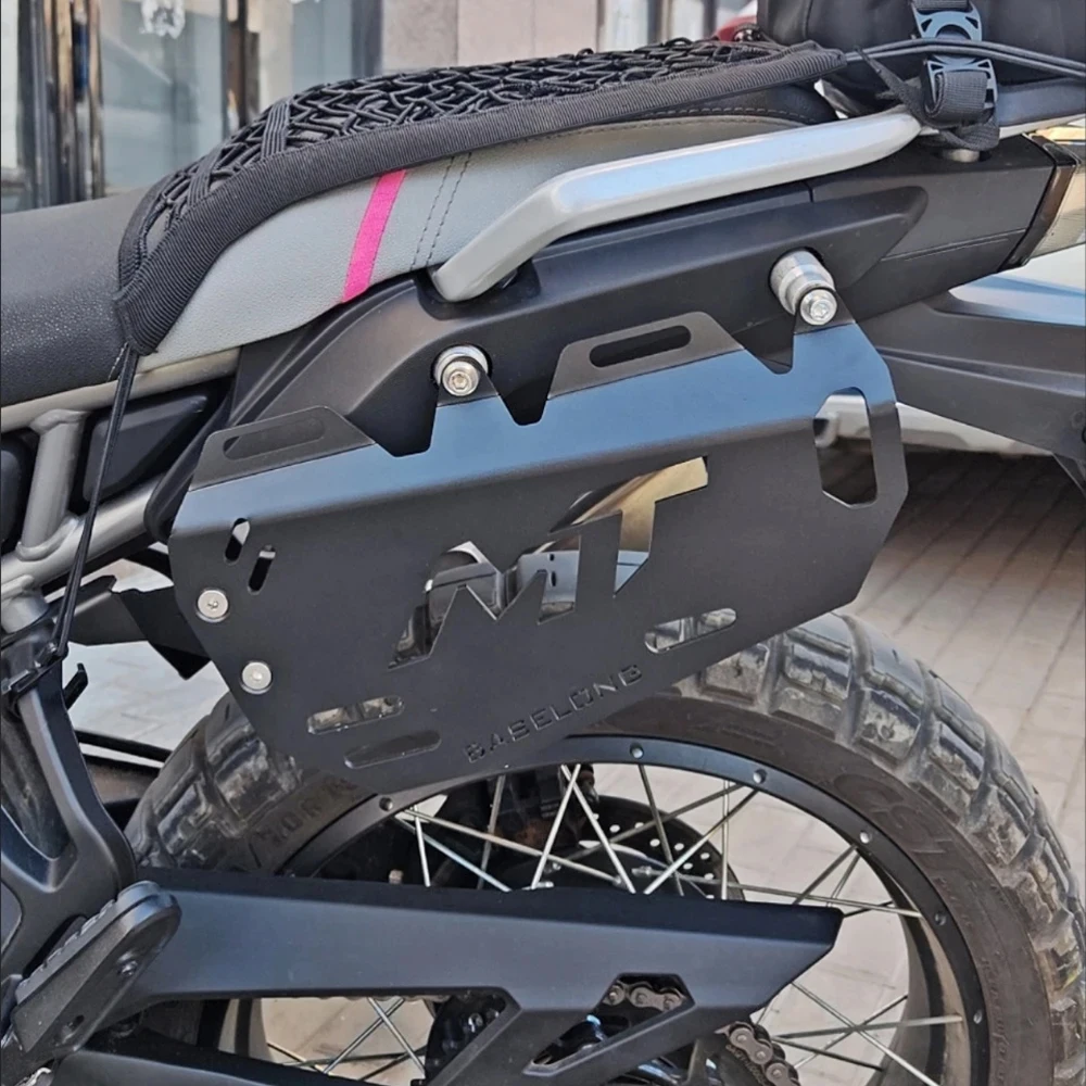 Кронштейн для седельных сумок для CFMOTO 450MT 450 MT 450 MT450 2024 2025 2026, боковые сумки, багажник, монтажный держатель сердечника
Кронштейн для седельных сумок для CFMOTO 450MT 450 MT 450 MT450 2024 2025 2026, боковые сумки, багажник, монтажный держатель сердечника